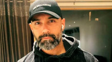 Φρικτός θάνατος για γνωστό Τούρκο dj - Τον μαχαίρωσαν, τον χτύπησαν και τον ζεμάτισαν με καυτό νερό