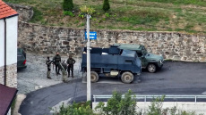 Κόσοβο: Στους τέσσερις οι νεκροί από την ανταλλαγή πυρών στο μοναστήρι - Δείτε βίντεο και φωτογραφίες