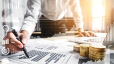 Morgan Stanley, Fitch, JP Morgan και οι κορυφαίοι επενδυτικοί οίκοι «ψηφίζουν» Ελλάδα και το 2026