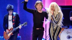 Rolling Stones: Lady Gaga και Στίβι Γουόντερ τραγουδούν στο νέο τους κομμάτι