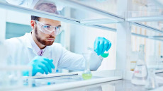 Κλινικο-εργαστηριακοί γιατροί: Τι ζήτησαν από τον υπουργό Υγείας και την διοικήτρια του ΕΟΠΥΥ