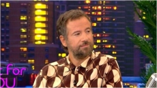 Κωστής Μαραβέγιας: «Oι γυναικοκτονίες ξεκινάνε πολύ συχνά από υπερβολικές σκηνές ζήλειας»