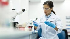 Τροφική δηλητηρίαση: Να τι δεν βάζει ποτέ στο πιάτο της μία μικροβιολόγος