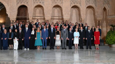 Σύνοδος Κορυφής στη Γρανάδα: Λαμπερές παρουσίες, χαμόγελα και πηγαδάκια στη δεξίωση παρά την… ασυμφωνία