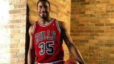  Κάφι: Πρωταθλητής του NBA και πρώην συμπαίκτης του Τζόρνταν έχασε 34 εκατ. δολάρια δίνοντας διατροφές σε οχτώ γυναίκες 