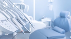 Ηλιούπολη: «Δεν έχω κάνει κάτι λάθος, θα το αποδείξω» λέει ο «μαϊμού» οδοντίατρος