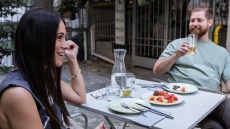 Δυο νεαροί σεφ, ιδιοκτήτες εστιατορίων, μιλούν για τη θέση του αυγού στις επαγγελματικές κουζίνες