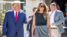 Ντόναλντ Τραμπ: To μήνυμα αγάπης προς τη Μελάνια για τον Βαλεντίνο ήταν email για τη συγκέντρωση χρημάτων