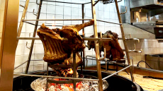 Αορίτης: Η Θάλεια Τσιχλάκη γράφει πρώτη για το νέο μαγαζί του Σήφη Μανουσέλη