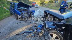 Σφοδρή μετωπική σύγκρουση δύο ΙΧ στη Λαμία - Τραυματίστηκαν σοβαρά τρία άτομα