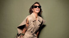 Πατρίσια Φωτίου: Γυάλινος Κόσμος