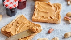 Αμυγδαλοβούτυρο ή φιστικοβούτυρο; Τι προτιμούν οι αναγνώστες του Olivemagazine.gr