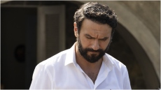 Το προξενιό της Ιουλίας: Ο Γιωργίκης σώζει την Ιουλία 