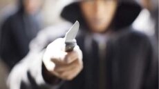 Άγρια συμπλοκή 13χρονων στην Τρίπολη: Μαθητής μαχαίρωσε συνομήλικό του, τραυματίστηκε και ο ίδιος 