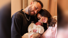 Βραζιλία: Μπήκαν στο σπίτι της πρώην του Νεϊμάρ για ν' απαγάγουν την ενός μηνός κόρη του!