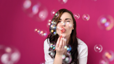 Single’s Day: Πέντε λόγοι (καλής υγείας) να γιορτάσετε που δεν είστε σε σχέση