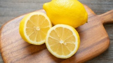 Το λεμόνι στη μαγειρική: Λάθη και σωστά στη χρήση του (+ συνταγές)