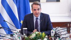 Κυβέρνηση: Πληροφορίες ότι έρχεται «δώρο Χριστουγέννων» με τα υπερέσοδα του Οκτωβρίου