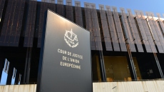 Δικαστήριο ΕΕ: Παράνομη η χορήγηση ιθαγένειας σε αλλοδαπούς επενδυτές