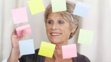 Άνοια: Πέντε μικρά σημάδια που προμηνύουν ένα μεγάλο κίνδυνο