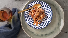 Ψητά μήλα με κραμπλ κανέλας