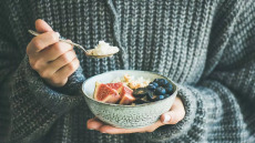 Χειμωνιάτικες ιώσεις: Χτίζουμε άμυνα με σωστή διατροφή