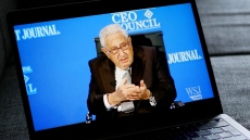 Χένρι Κίσινγκερ: Η δήθεν δήλωση περί «τιθάσευσης των Ελλήνων» που δεν έκανε ποτέ και διακινείται ως αστικός μύθος