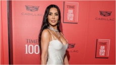 Κιμ Καρντάσιαν: Λέει ότι η οικογένειά της εξαπάτησε το σύστημα για να γίνει διάσημη