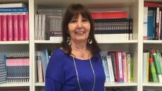 Γερμανίδα τιμάται για τη στήριξη Χωριών SOS στην Ελλάδα