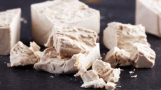 Όλα όσα πρέπει να ξέρουμε για τη μαγιά και την εμπειρία του ζυμώματος