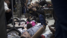 Πόλεμος στο Ισραήλ: Ο ισραηλινός στρατός αποχωρεί από το νοσοκομείο Νάσερ στη Λωρίδα της Γάζας