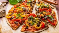 Vegan πίτσα: Χρήσιμες συμβουλές για ένα γευστικό αποτέλεσμα