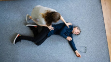 Δύο καρδιολόγοι απαντούν σε 3 ερωτήματα – κλειδιά για τη συγκοπή