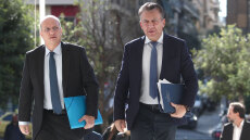 Οικονόμου-Βρούτσης στον Άρειο Πάγο - «Στόχος να σταματήσουμε τις αγέλες των χούλιγκαν»