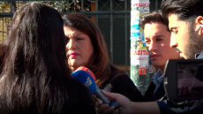 Βριλήσσια: «Εύχομαι να ήταν ένας κακός εφιάλτης, θέλω να πάει φυλακή» είπε με τρεμάμενη φωνή η κόρη του κομμωτή