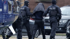 Συναγερμός σε Ευρώπη και ΗΠΑ υπό τον φόβο τρομοκρατικών χτυπημάτων - Συλλήψεις υπόπτων σε Δανία, Γερμανία και Ολλανδία