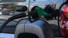 Βενζίνη: Πτώση 11% στην τιμή, μεγαλύτερη η μείωση στην Ελλάδα από ό,τι στην ΕΕ
