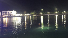 Τραγωδία στην Πύλο: Ένας νεκρός από πτώση αυτοκινήτου στη θάλασσα - Έρευνες για ακόμη έναν επιβαίνοντα