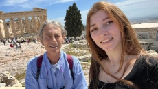 Λήδα Μανθοπούλου: Πιστεύω ότι ο πατέρας είναι πολύ περήφανος από εκεί πάνω για την κόρη μας, είπε η μητέρα της