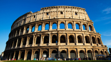 Τουρίστας καρφώθηκε σε κάγκελα στο Κολοσσαίο - Έκανε πάνω από 80 ράμματα