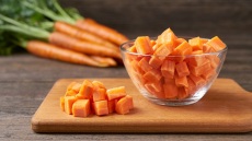 5 πράγματα που πρέπει να γνωρίζουμε για το καρότο και 5 απολαυστικές συνταγές