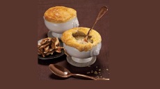 Μανιταρόσουπα με κρούστα