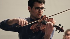 Μέγαρο Μουσικής Αθηνών: Υποδέχεται τον κορυφαίο Αμερικανό σταρ της βιόλας Μαρκ Σαμπάχ