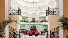 Shangri-La: Ένα αληθινό παλάτι στο Παρίσι 