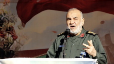 Ο διοικητής των Φρουρών της Επανάστασης προειδοποιεί ότι το Ιράν θα πλήξει τους εχθρούς του όπου κι αν βρίσκονται