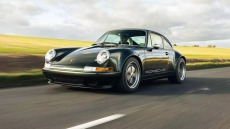 Κλασσική εμφάνιση και σύγχρονη τεχνολογία για την Porsche 911 της Theon Design