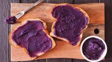 Τι είναι το ube και πώς να το εντάξετε στις συνταγές σας