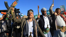 Υεμένη: Ποιοι είναι οι Χούτι που χτυπούν πλοία στην Ερυθρά Θάλασσα και απειλούν το Ισραήλ