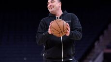 NBA: Αναβλήθηκε το Τζαζ-Γουόριορς εξαιτίας του εμφράγματος του Μιλόγιεβιτς
