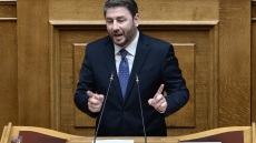 Ανδρουλάκης καλεί Μητσοτάκη για το στεγαστικό πρόβλημα για δεύτερη φορά στη Bουλή